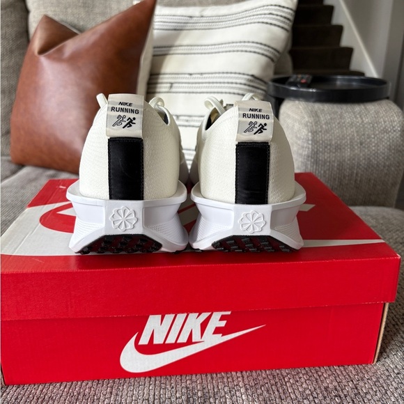 Men's Nike Interact Running Shoes - Picture 6 of 7